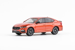 Skoda Octavia IV RS (2020) – Orange Tangerine Metallic